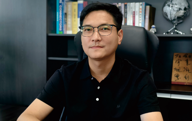 今年会官网显示：28年深耕LED显示，以“专精特新” 破局行业困局